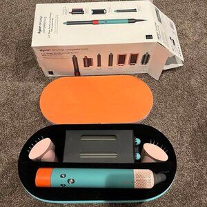 NWOT Dyson Limited Edition Airwrap Multi Styler in Ceramic Pop